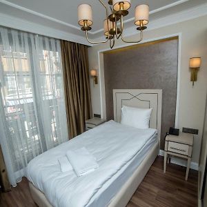 Standard Room with 1 Single Bed